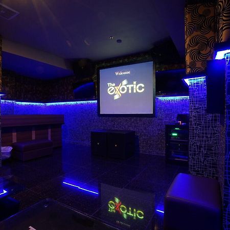 The L Hotel Entertainment Batam Exterior photo